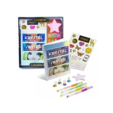 PERTINI Rainbow High holografski dnevnik sa stikerima i dodacima PERTINI Rainbow High holografski dnevnik sa stikerima i dodacima